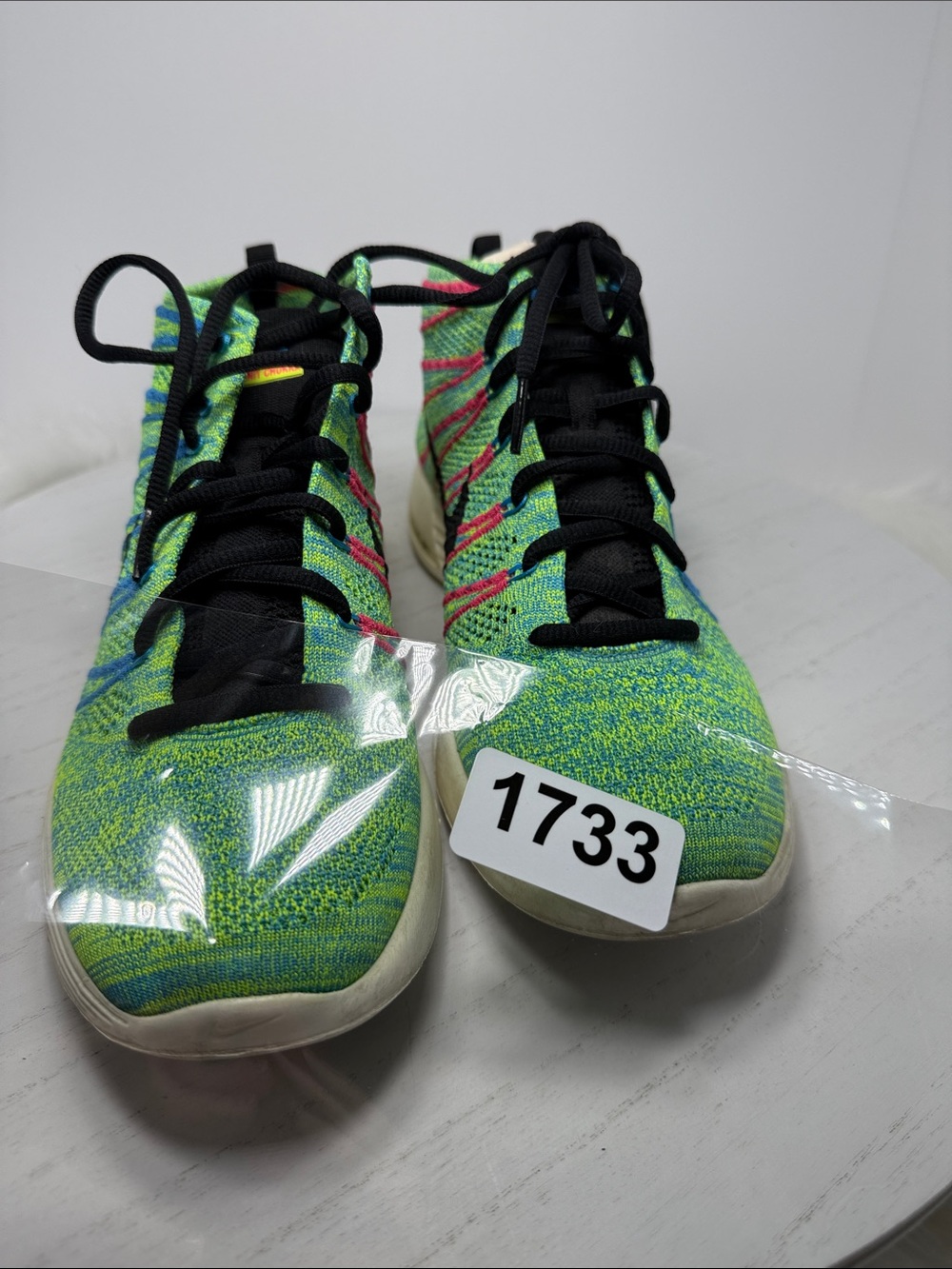 Nike Men's Flyknit Sneakers in Neon Green, Blue, Black - Picture 11 of 11